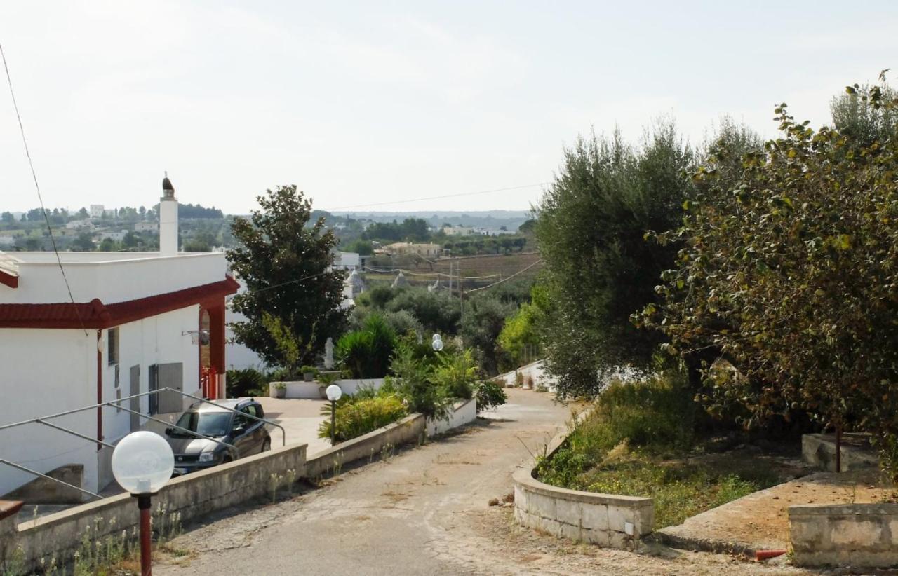 Trullo Chiari Di Bosco Villa Martina Franca Exterior photo