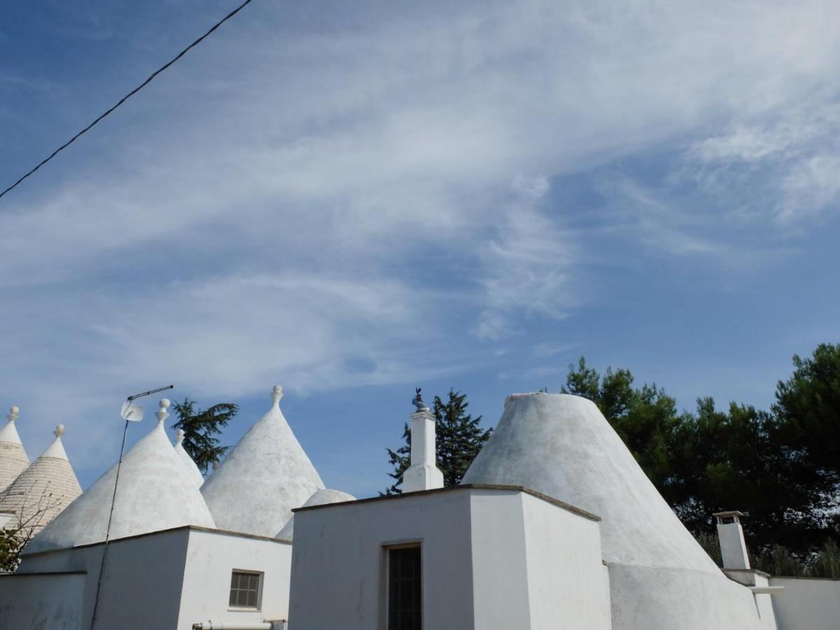 Trullo Chiari Di Bosco Villa Martina Franca Exterior photo